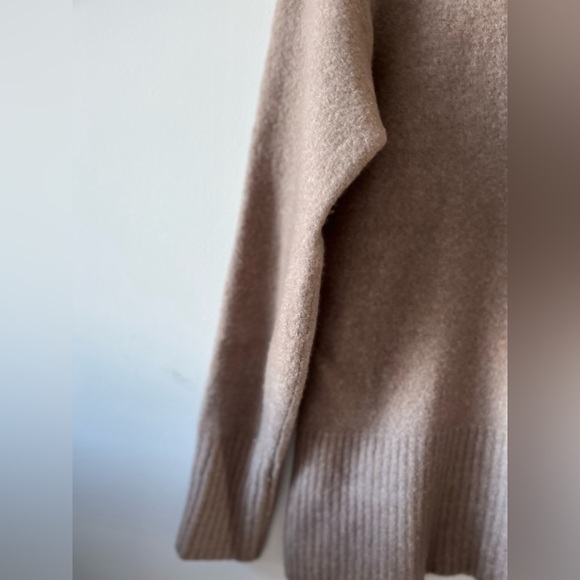 Everlane Wool-Yak Blended Pullover Sweater - Picture 11 of 15
